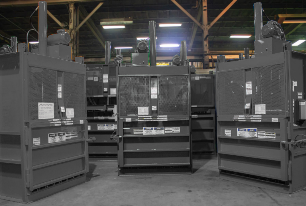 Komar vertical balers